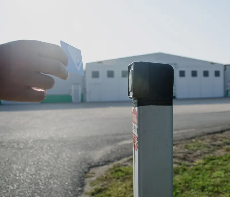 Un scanneur de carte pour l'entrée de chantier